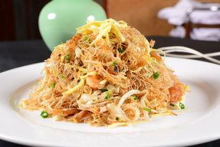 最新炒米粉爆料视频播放,独家秘制，美味诱人，快来一探究竟！  第2张