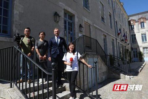 青岛老火腿爆料事件视频,揭秘食品安全背后的惊人真相  第1张